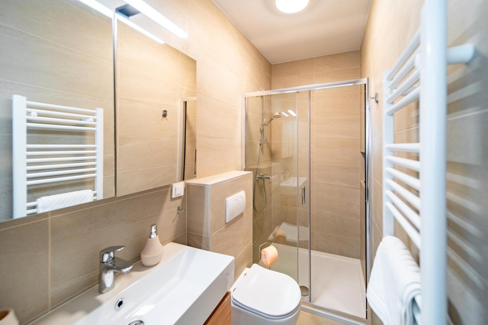 Arti Holiday Homes Banjol 외부 사진