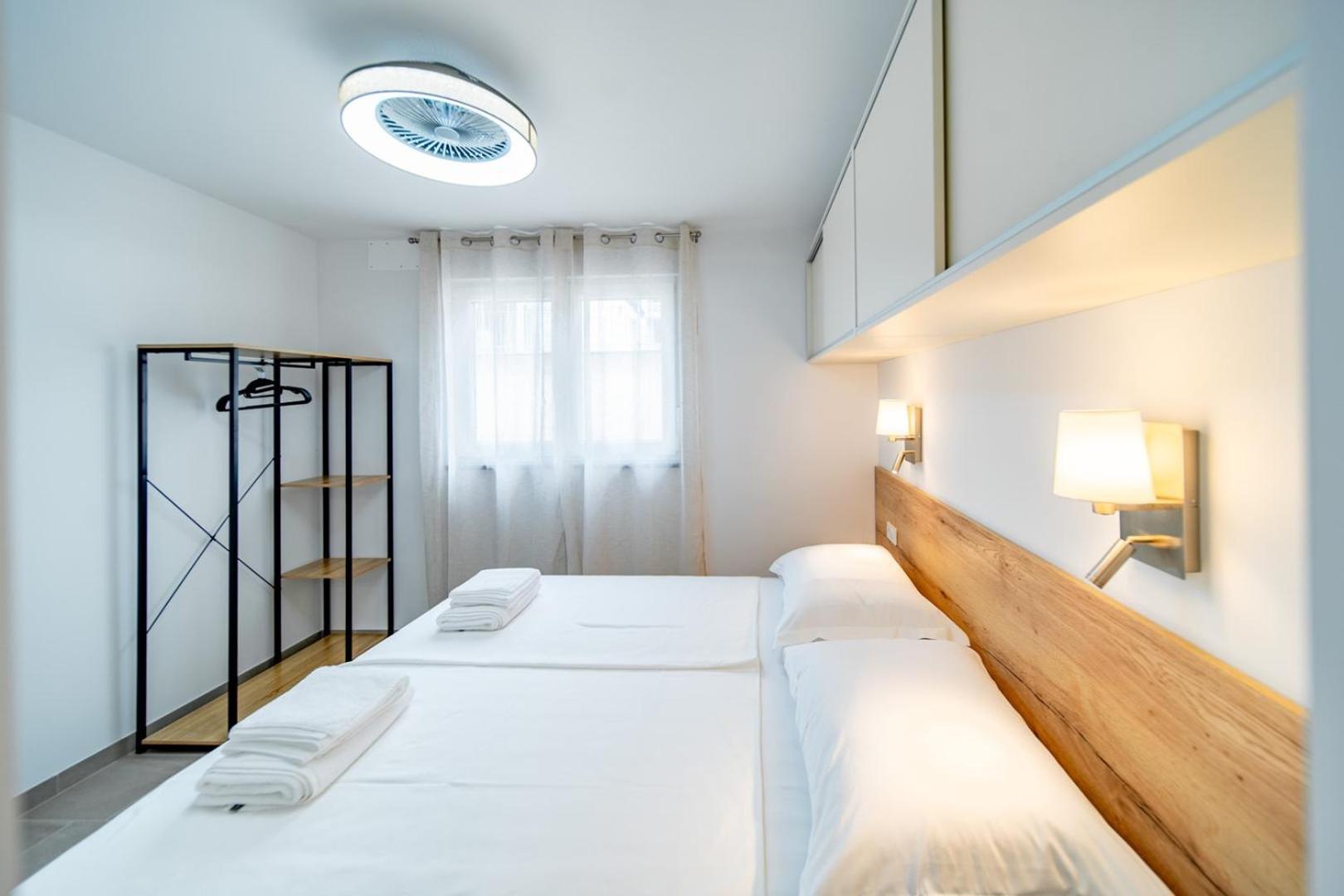 Arti Holiday Homes Banjol 외부 사진