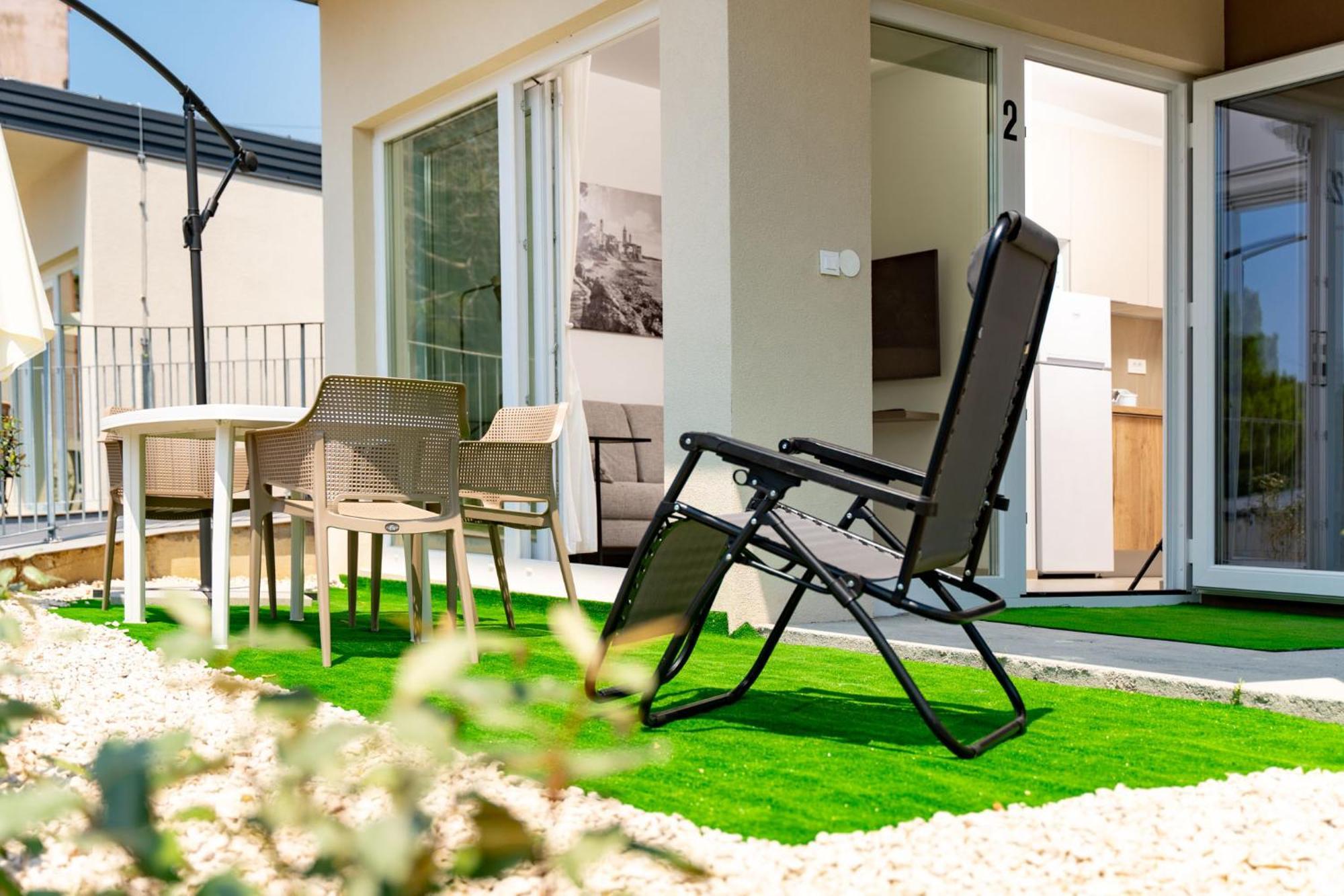 Arti Holiday Homes Banjol 객실 사진