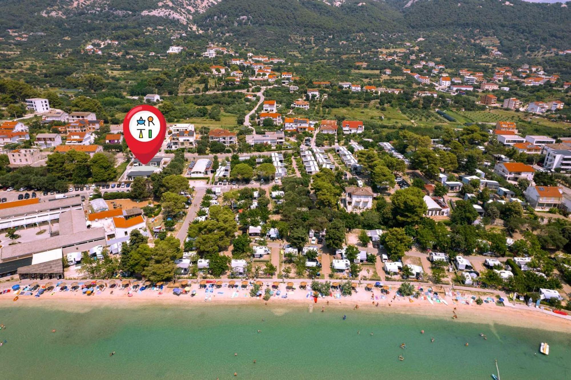 Arti Holiday Homes Banjol 외부 사진